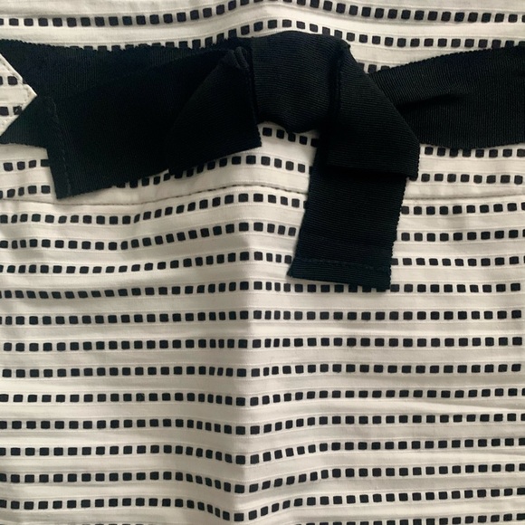 BLACK AND WHITE PENCIL SKIRT - Picture 4 of 4